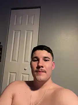 Snapshot of Shaded24 chatting on February 1, 2026, 7:40 am Shaded24 online show from February 1, 2026, 7:40 am