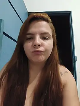 Snapshot of Bruninha_Hot10 chatting on May 17, 2026, 3:15 am Bruninha Hot10 online show from May 17, 2026, 3:15 am