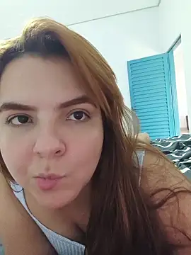 Snapshot of Bruninha_Hot10 chatting on May 18, 2026, 7:09 pm Bruninha Hot10 online show from May 18, 2026, 7:09 pm