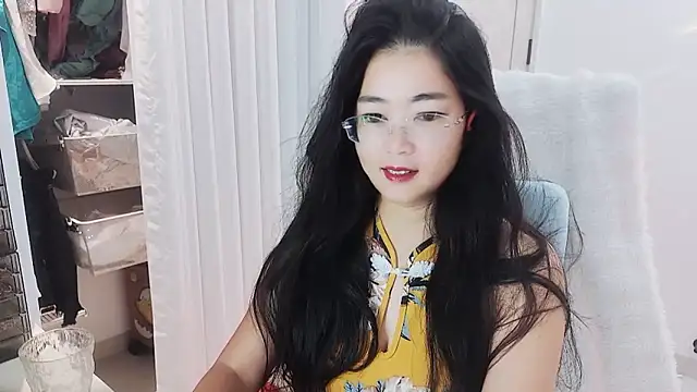 Snapshot of Floor_oo chatting on September 16, 2025, 3:13 pm Floor oo online show from September 16, 2025, 3:13 pm