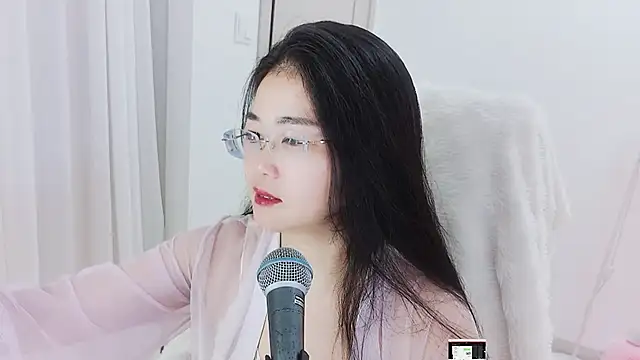 Snapshot of Floor_oo chatting on October 9, 2025, 1:53 pm Floor oo online show from October 9, 2025, 1:53 pm