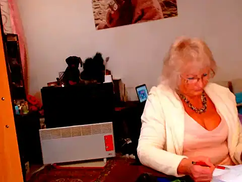 Natali7634 online show from December 2, 2024, 3:14 pm