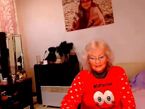 Natali7634 online show from December 8, 2024, 1:03 pm