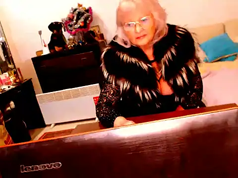 Natali7634 online show from January 5, 2025, 1:26 pm