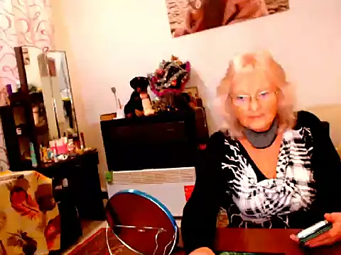 Natali7634 online show from January 10, 2025, 3:16 pm