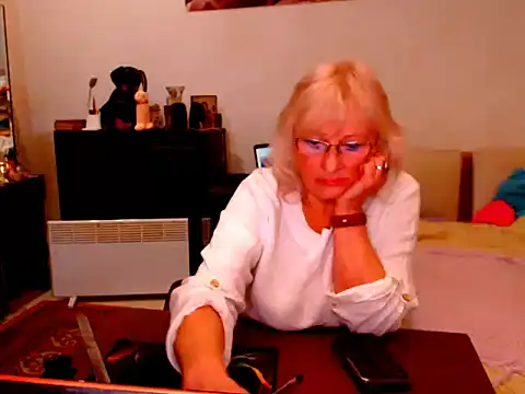 Natali7634 online show from January 16, 2025, 10:34 pm