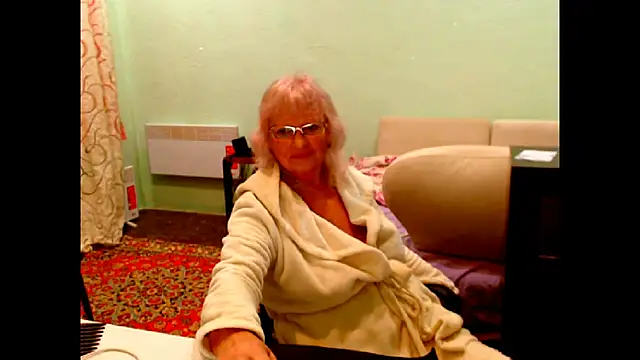 Snapshot of Natali7634 chatting on September 23, 2025, 7:28 pm Natali7634 online show from September 23, 2025, 7:28 pm