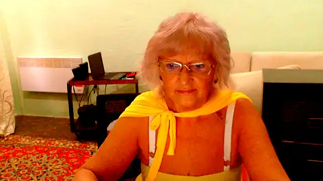 Snapshot of Natali7634 chatting on September 25, 2025, 4:49 am Natali7634 online show from September 25, 2025, 4:49 am