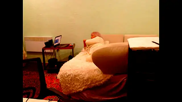 Snapshot of Natali7634 chatting on September 27, 2025, 6:13 pm Natali7634 online show from September 27, 2025, 6:13 pm