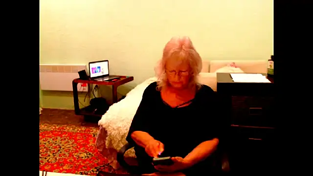 Snapshot of Natali7634 chatting on September 30, 2025, 5:56 am Natali7634 online show from September 30, 2025, 5:56 am