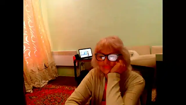 Snapshot of Natali7634 chatting on October 10, 2025, 6:56 am Natali7634 online show from October 10, 2025, 6:56 am