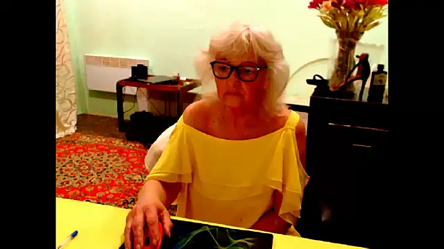 Natali7634 online show from May 8, 2026, 2:17 am