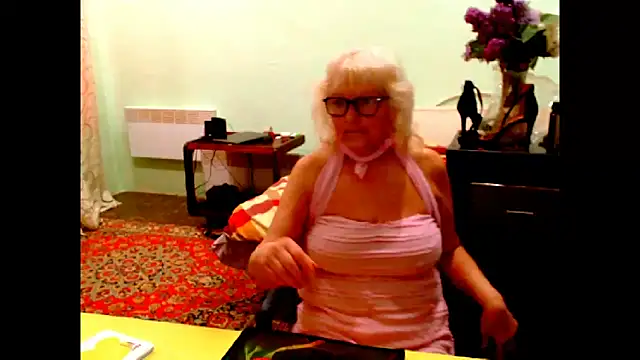 Natali7634 online show from May 14, 2026, 5:36 am