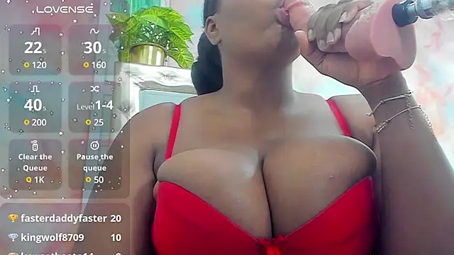 Snapshot of Idiris_big chatting on January 10, 2025, 9:42 pm Idiris big online show from January 10, 2025, 9:42 pm