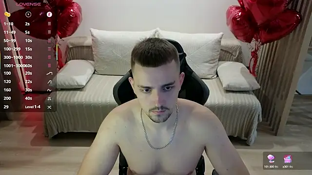 Larstar01 online show from September 28, 2025, 10:26 pm