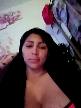 Snapshot of tiffani__love chatting on October 4, 2025, 12:14 pm tiffani love online show from October 4, 2025, 12:14 pm