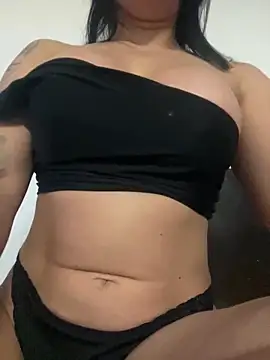 Snapshot of lulu_kis chatting on October 6, 2025, 10:45 am lulu kis online show from October 6, 2025, 10:45 am