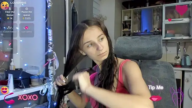 Snapshot of _Nika_Kik chatting on October 13, 2025, 3:01 pm Nika Kik online show from October 13, 2025, 3:01 pm