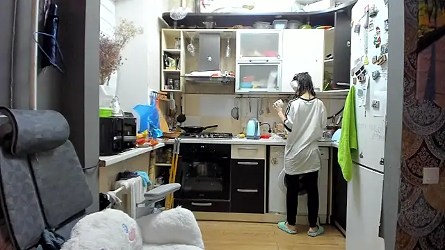  Nika Kik online show from December 15, 2025, 5:17 pm