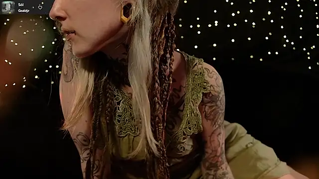 Littlespacemouse online show from March 20, 2026, 3:39 pm