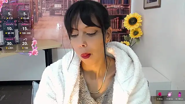 Snapshot of Catalella_Ar chatting on October 23, 2025, 3:17 am Catalella Ar online show from October 23, 2025, 3:17 am