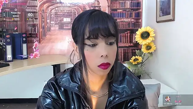 Snapshot of Catalella_Ar chatting on October 24, 2025, 3:03 am Catalella Ar online show from October 24, 2025, 3:03 am