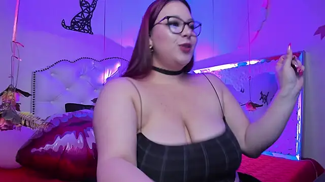 Blair Elliss online show from February 13, 2025, 10:22 pm