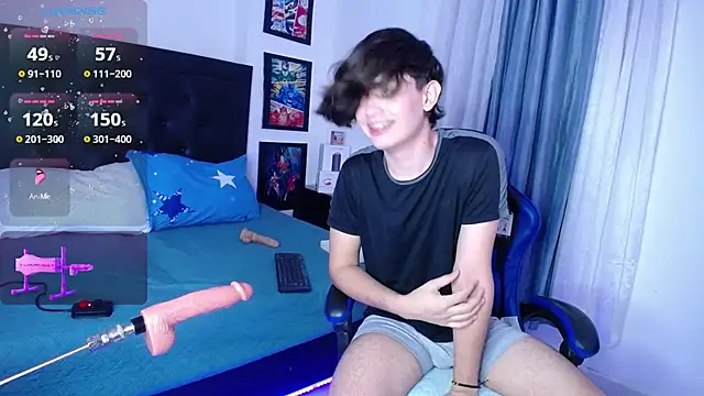 Snapshot of andyboy- chatting on October 30, 2025, 10:43 pm andyboy- online show from October 30, 2025, 10:43 pm