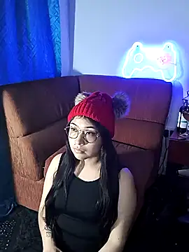 Snapshot of Caroll_Luna chatting on December 5, 2024, 12:41 am Caroll Luna online show from December 5, 2024, 12:41 am