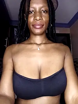 Snapshot of Ayrella02 chatting on March 14, 2026, 1:34 am Ayrella02 online show from March 14, 2026, 1:34 am