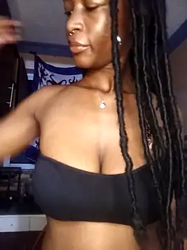 Snapshot of Ayrella02 chatting on March 25, 2026, 2:17 am Ayrella02 online show from March 25, 2026, 2:17 am