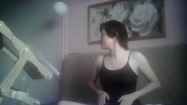 SunElizabeth online show from June 5, 2026, 1:34 am
