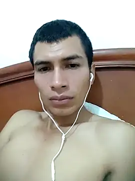 Snapshot of 008Alexan chatting on December 23, 2024, 1:03 pm 008Alexan online show from December 23, 2024, 1:03 pm