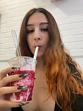 Mon Cherry online show from January 10, 2026, 1:29 am