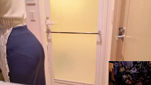 Snapshot of Ashinaga_oj chatting on September 19, 2025, 1:45 pm Ashinaga oj online show from September 19, 2025, 1:45 pm