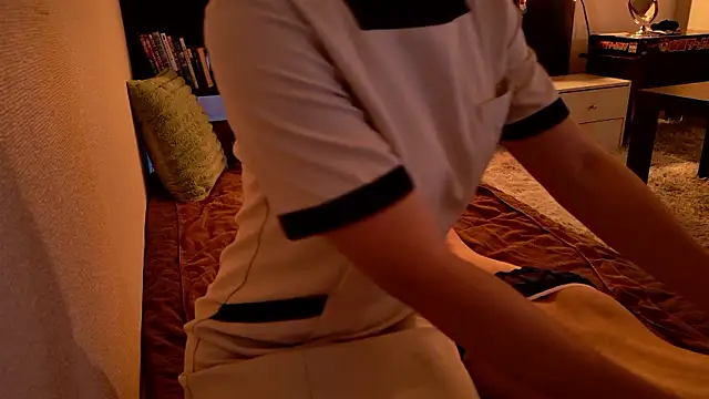 Snapshot of Ashinaga_oj chatting on October 4, 2025, 6:22 am Ashinaga oj online show from October 4, 2025, 6:22 am