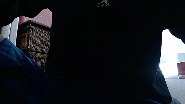 Snapshot of Ashinaga_oj chatting on October 5, 2025, 6:56 am Ashinaga oj online show from October 5, 2025, 6:56 am