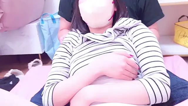 Ultorahand xoxo online show from December 13, 2024, 2:49 pm