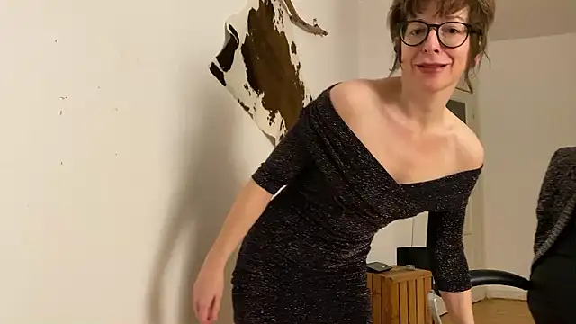 secretly naked online show from January 18, 2025, 4:21 pm