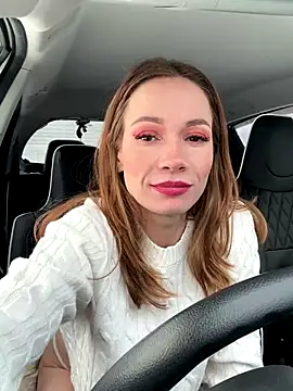 LavenderHot online show from December 8, 2024, 7:05 am
