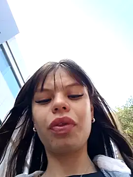 Snapshot of Violeta_12- chatting on October 15, 2025, 7:14 pm Violeta 12- online show from October 15, 2025, 7:14 pm