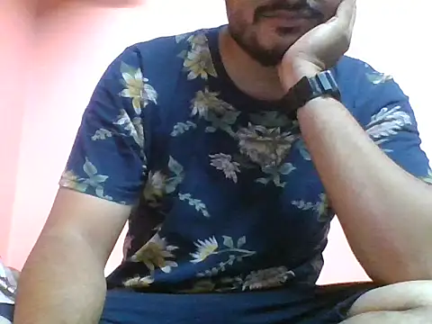 Snapshot of naughtymike0007 chatting on September 25, 2025, 3:49 pm naughtymike0007 online show from September 25, 2025, 3:49 pm