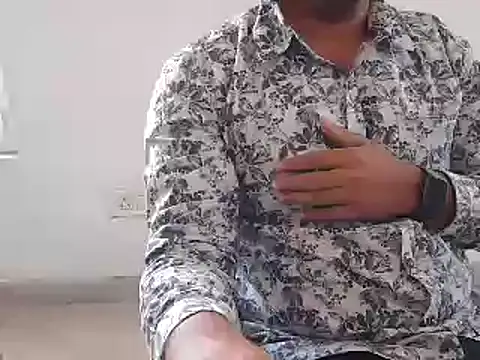 Snapshot of naughtymike0007 chatting on March 6, 2026, 8:55 am naughtymike0007 online show from March 6, 2026, 8:55 am