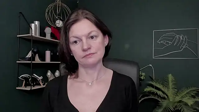 VivianWILD online show from January 13, 2026, 7:24 am