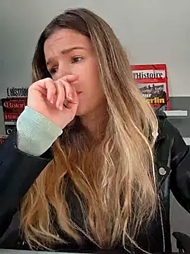 lucie mehott online show from October 2, 2025, 7:26 am