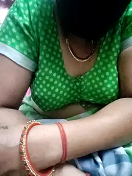 Januhot18 online show from February 16, 2025, 8:43 am