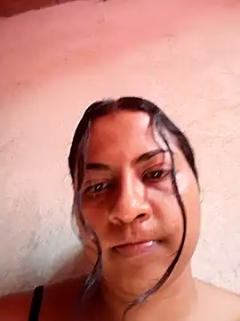 Giselabrunette25 online show from November 10, 2025, 2:49 pm