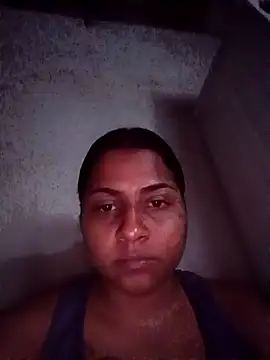 Giselabrunette25 online show from February 23, 2026, 1:25 am