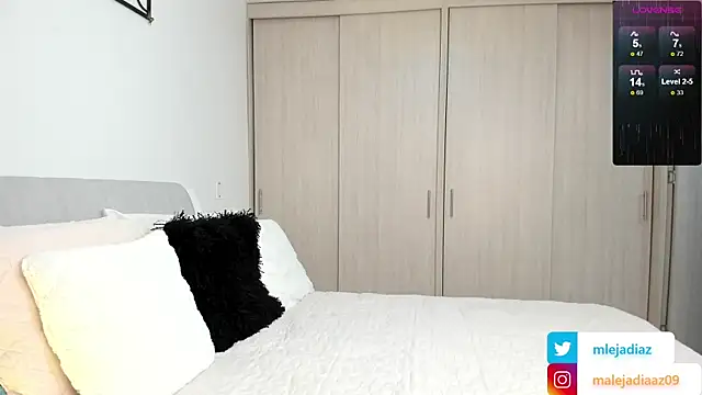 Snapshot of MalejaDiaz_ chatting on January 28, 2025, 7:00 pm MalejaDiaz online show from January 28, 2025, 7:00 pm