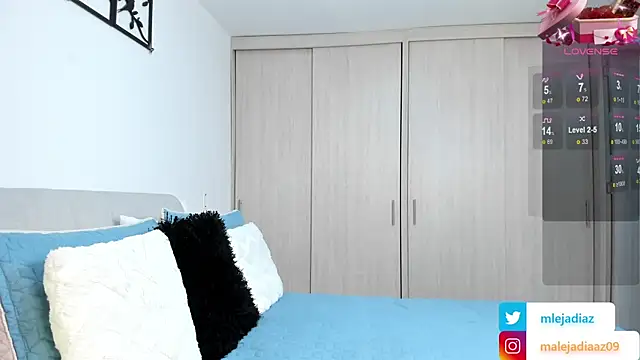 Snapshot of MalejaDiaz_ chatting on February 11, 2025, 7:16 pm MalejaDiaz online show from February 11, 2025, 7:16 pm